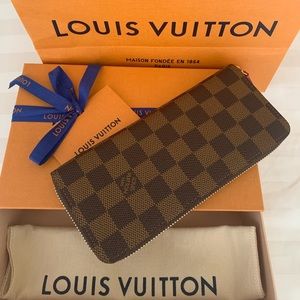 **SOLD**Louis Vuitton Clemence Wallet